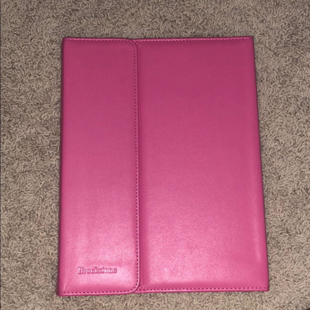 Brookstone Keyboard Case For Ipad View 4